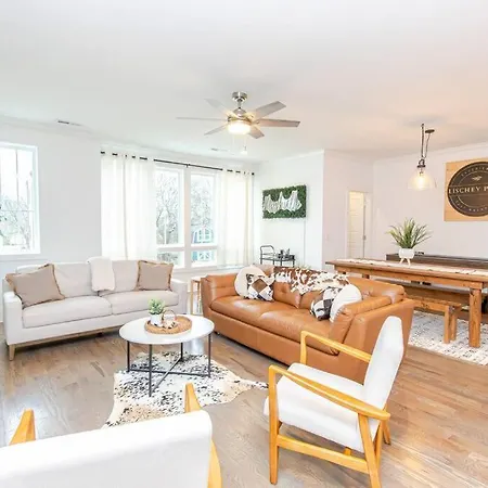Spacious Home W Rooftop Deck And Mural! 10 Min 2 Dt
